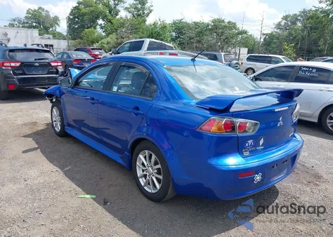 2016 Mitsubishi Lancer Es/Se/Sel z USA, uszkodzony, nr VIN JA32V2FW9GU003160